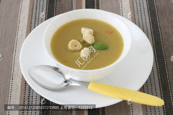 碗中豌豆湯