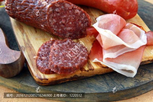 什錦香腸