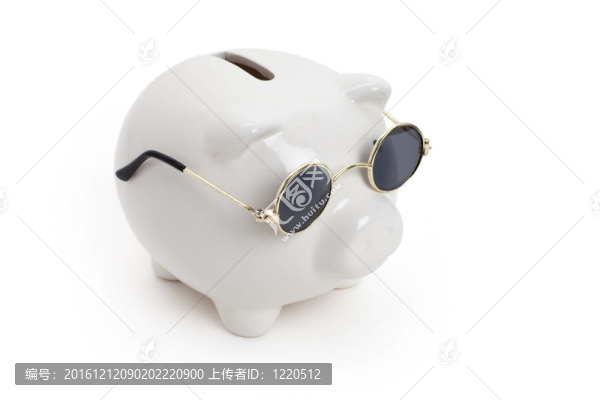 存錢罐和太陽鏡