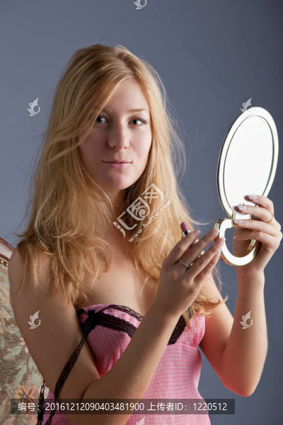 鏡子美女