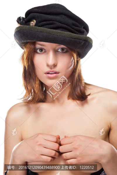 漂亮的黑帽子女人