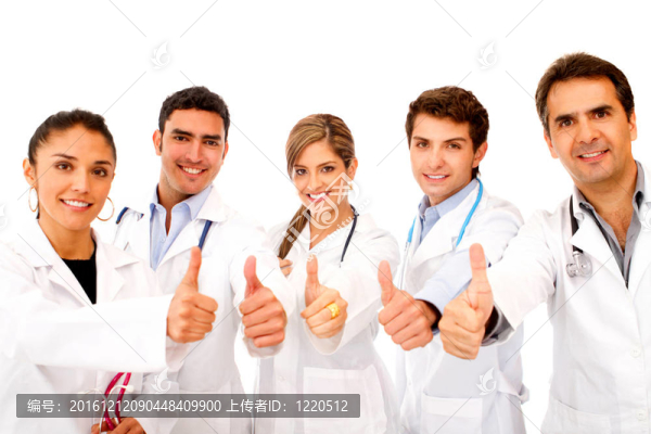 醫(yī)生豎起大拇指
