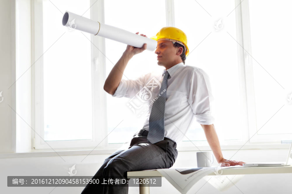 建筑師在辦公室