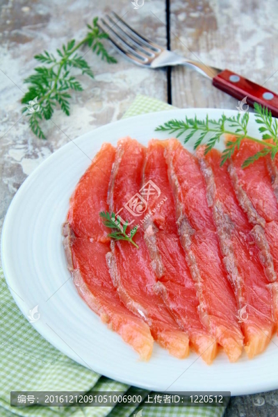 咸魚三文魚片