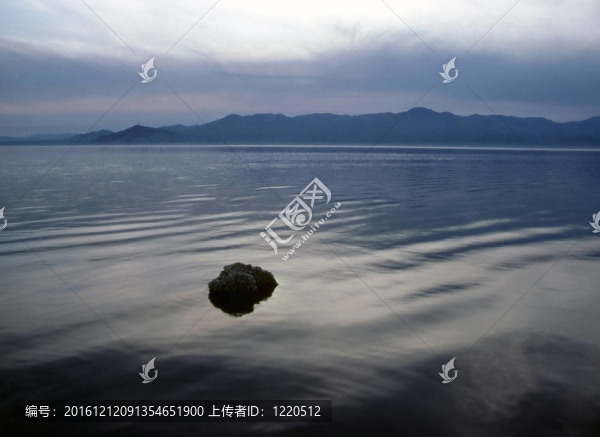 索爾頓湖