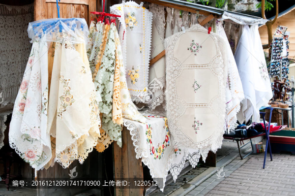街實(shí)達(dá)與臺(tái)布