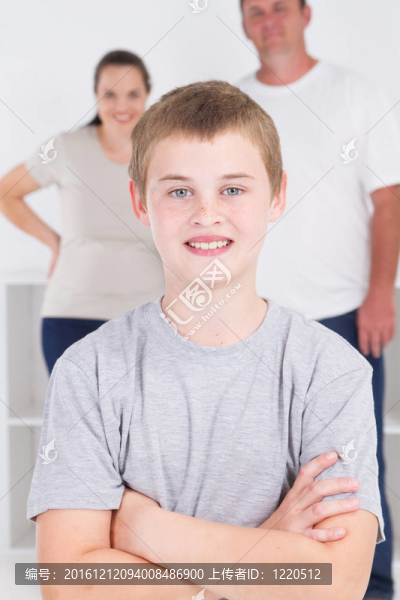 快樂的少年