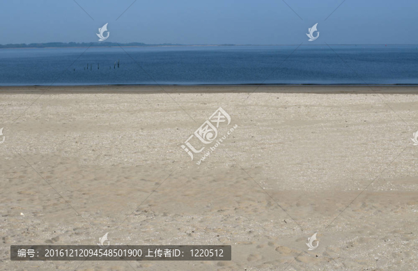 海灘和大海與藍(lán)天