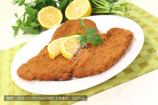 鮮炸小牛排