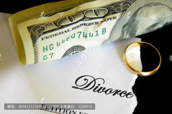 離婚法令和現(xiàn)金；結(jié)婚戒指