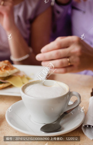 一杯咖啡