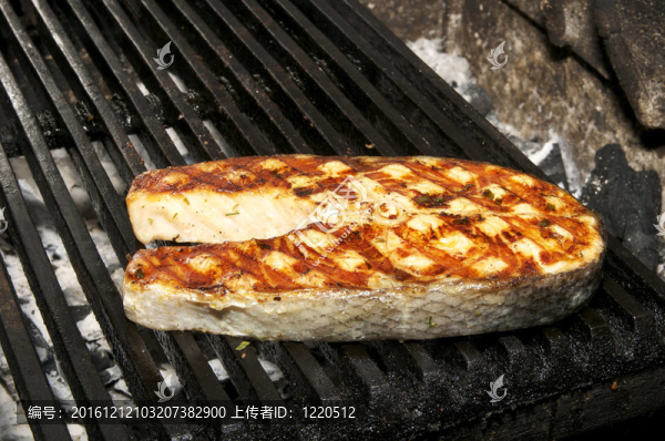 鮭魚肉排