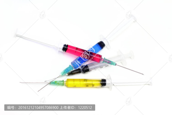 豐富多彩的藥品和注射器