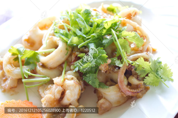 炒鮮魷