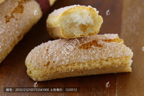 傳統(tǒng)的意大利餅干
