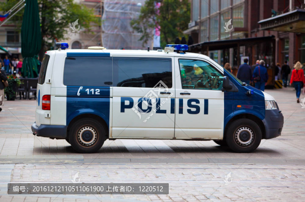 警車