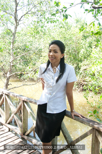 亞洲大學(xué)生女子