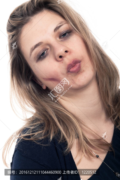 疲憊的女人臉-匯圖網(wǎng) www.fosd68.com 疲憊的女人臉