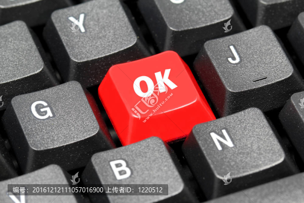 紅色和黑色鍵盤按鈕的首字母縮寫詞