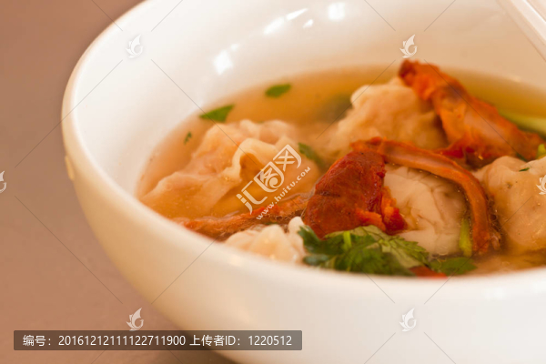 蝦上湯云吞