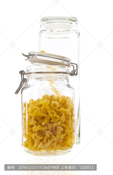 白色的面食罐