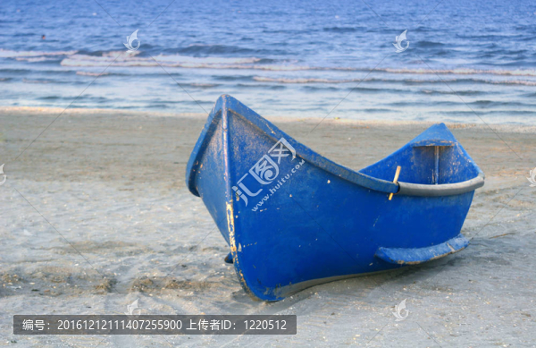 海灘上的小船