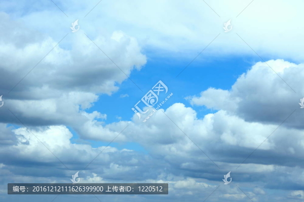 天空和云彩