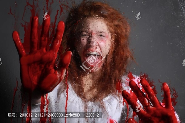 恐怖主題圖片與流血害怕女人