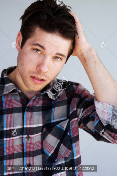 年輕的男模特的頭像