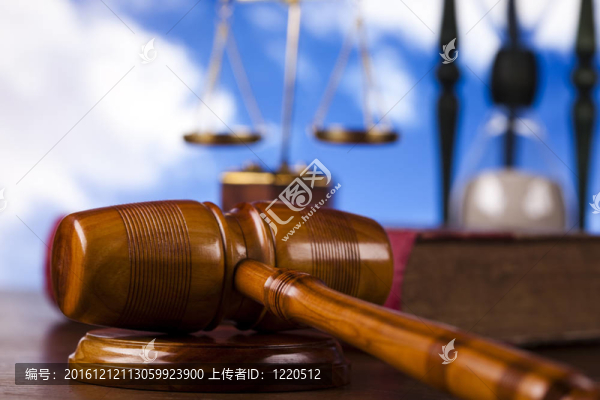 主題法；槌的法官！