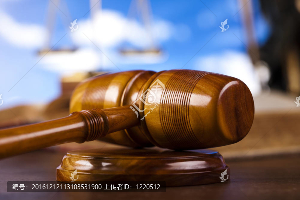 主題法；槌的法官！