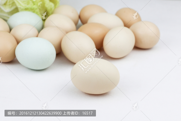 新鮮的土雞蛋