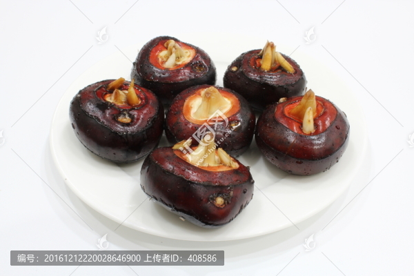 一盤(pán)荸薺