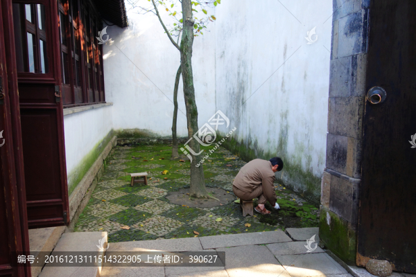 除草勤雜工