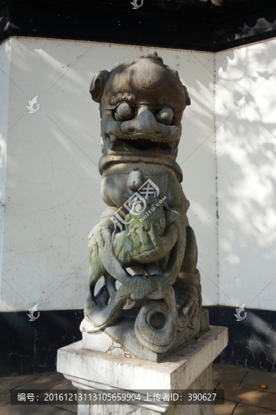 石獅子