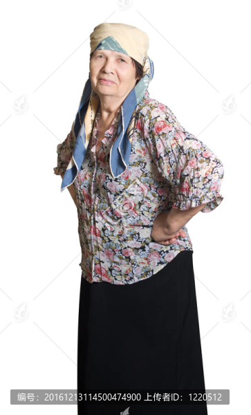 微笑的老年婦女；孤立的