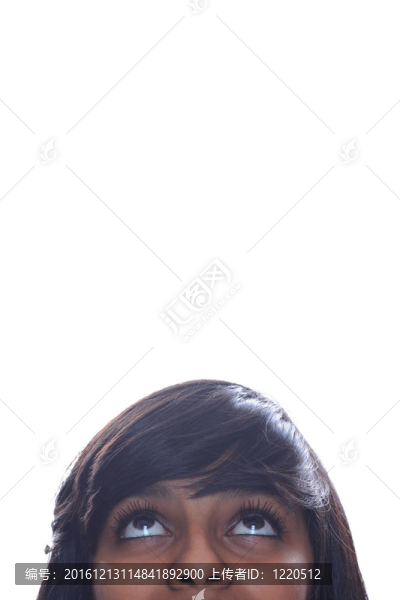 印度女孩抬頭