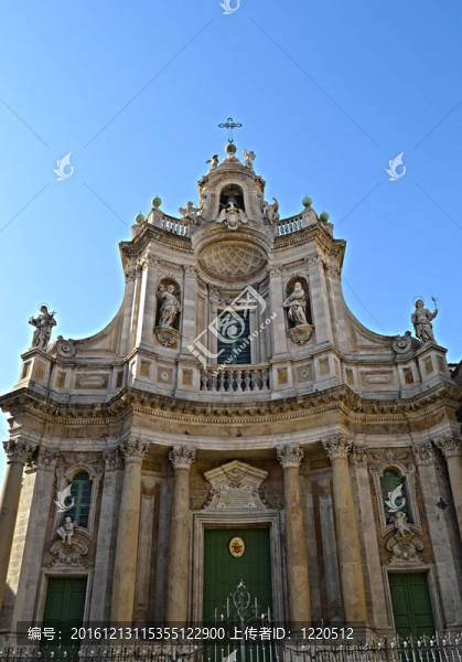 華麗的巴洛克式教堂；Catania