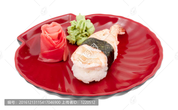 蝦壽司特寫孤立在白色背景