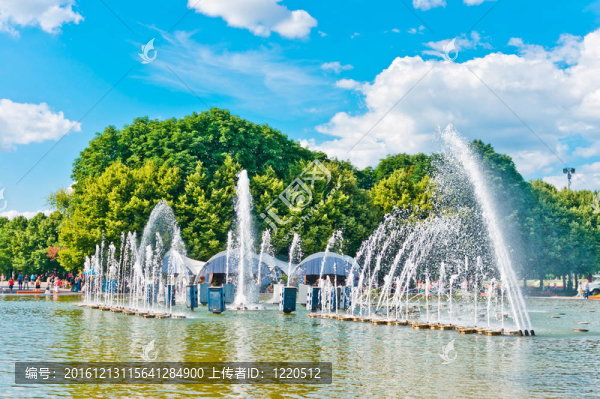 在高爾基公園噴泉；莫斯科