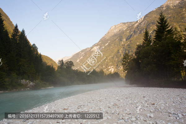 索卡河