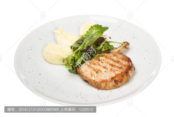 烤豬肉配沙拉和土豆