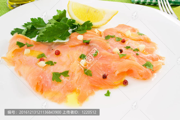 生鮭魚