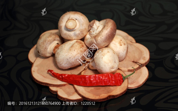 蘑菇在表