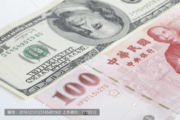 美國元與新臺灣元