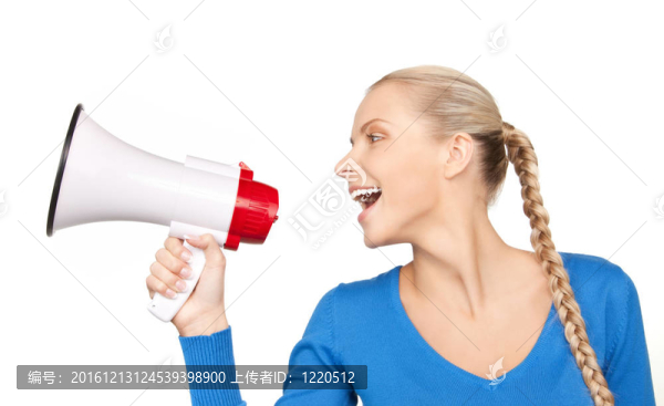 女人用擴音器