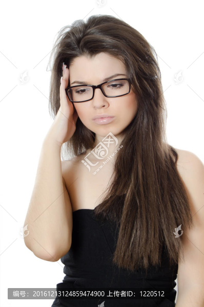 戴眼鏡的漂亮女孩