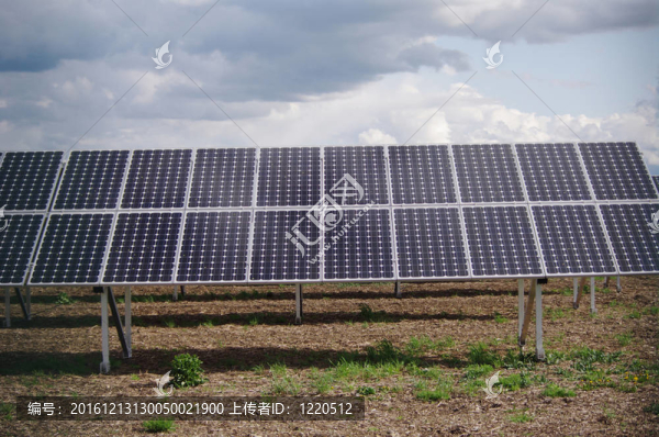 太陽(yáng)能發(fā)電廠