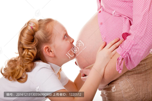 孕婦與女兒