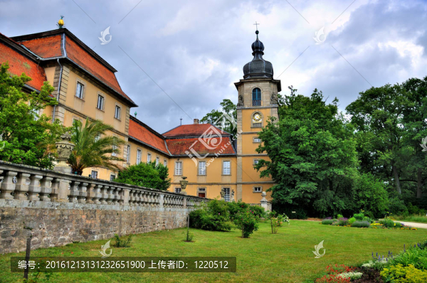 Schloss,Fasanarie對富爾達夏季的公園；黑森州；Ger